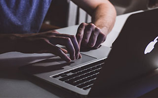 【2025最新版】锦怡女孩名字含义深度解析_锦怡寓意美好聪慧优雅气质